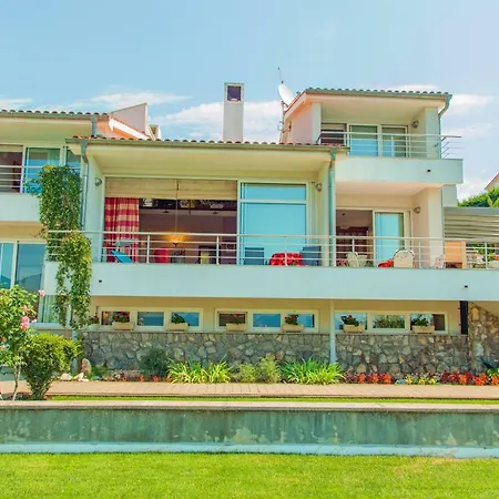 Adria Villa