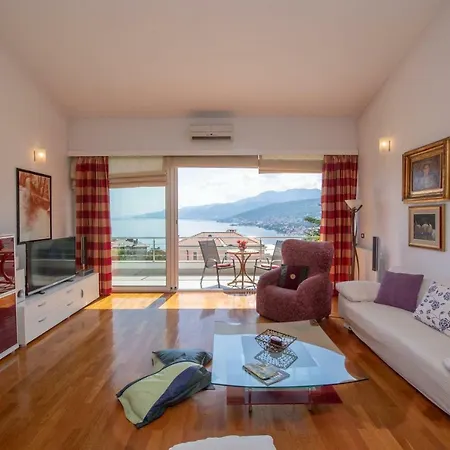 Adria Villa *